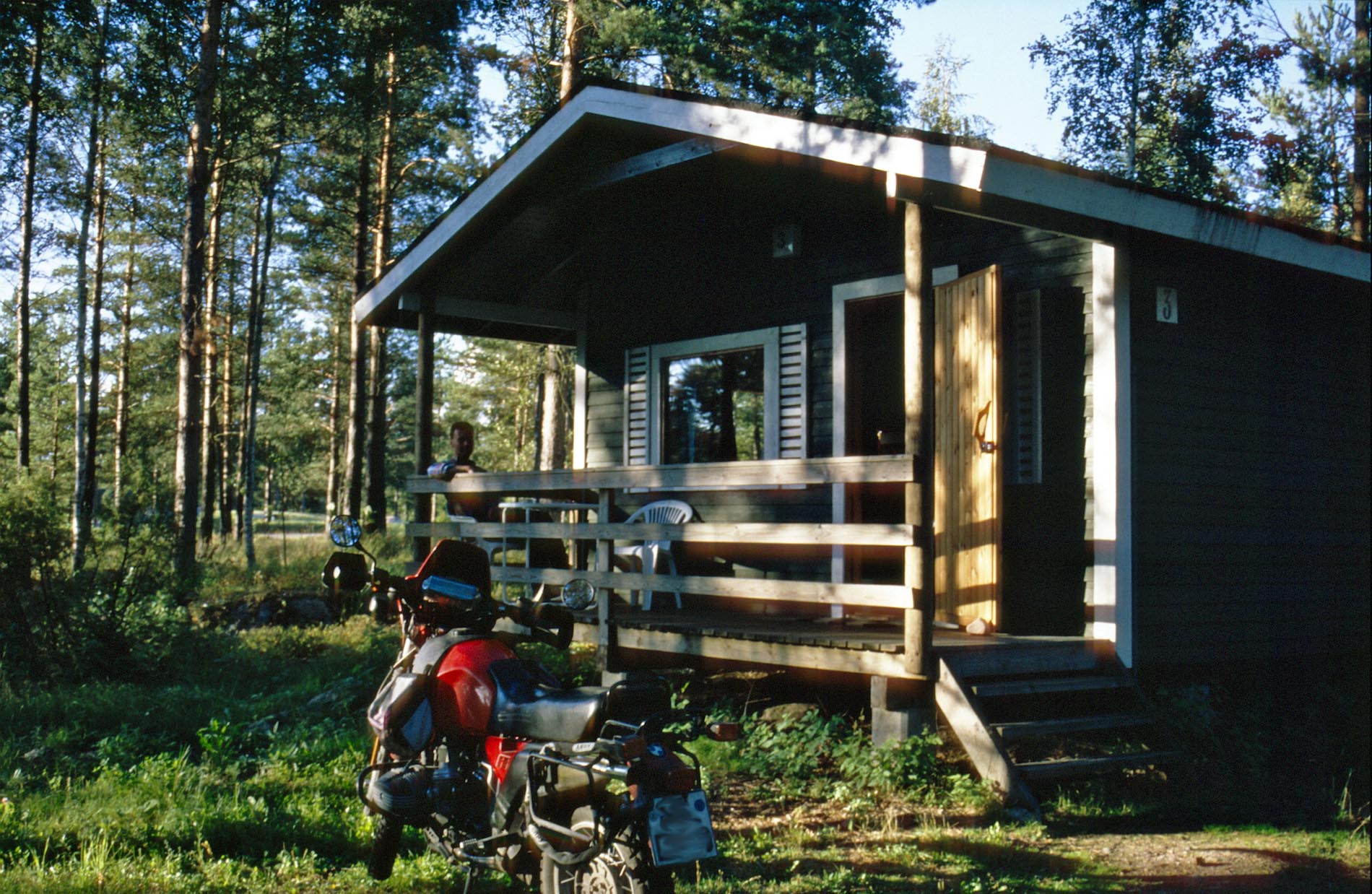 Welch eine Wohltat: eine heisse Dusche und eine saubere Hütte