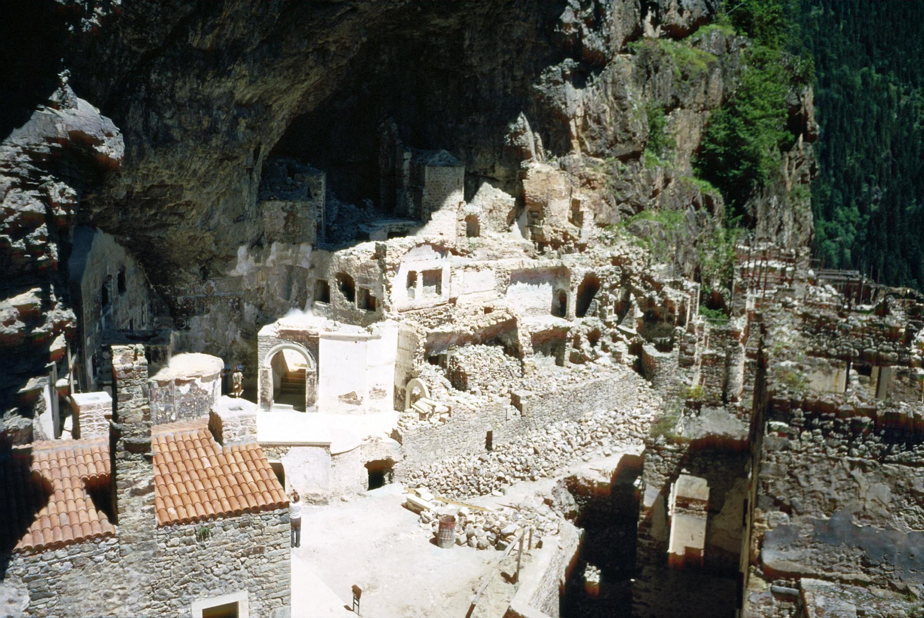Kloster Sumela in der Felswand.