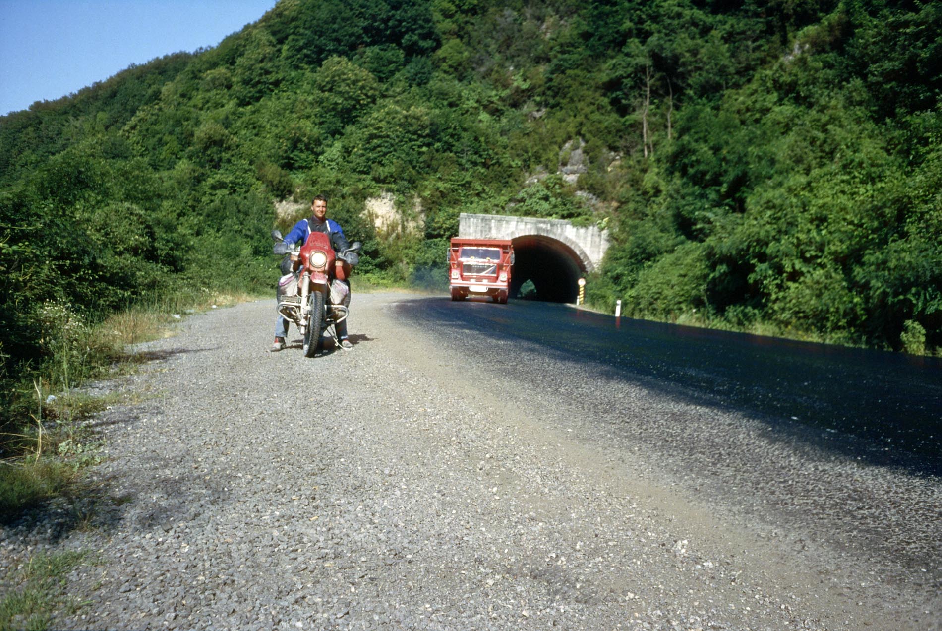 "Frische Fahrbahn" am Schwarzen Meer.