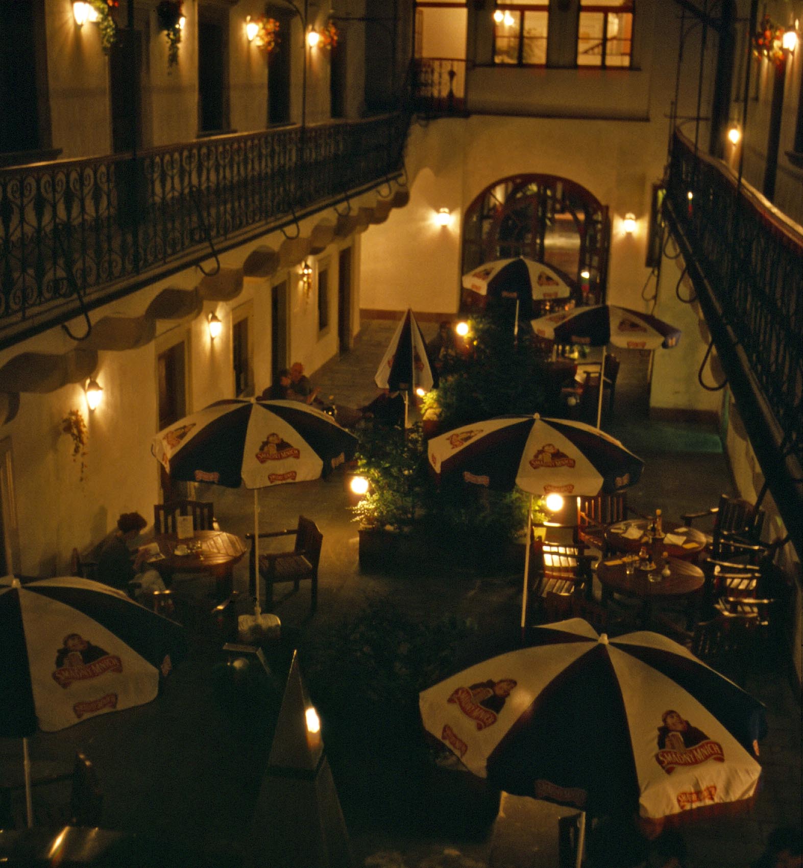 Innenhof des Hotel Satel.