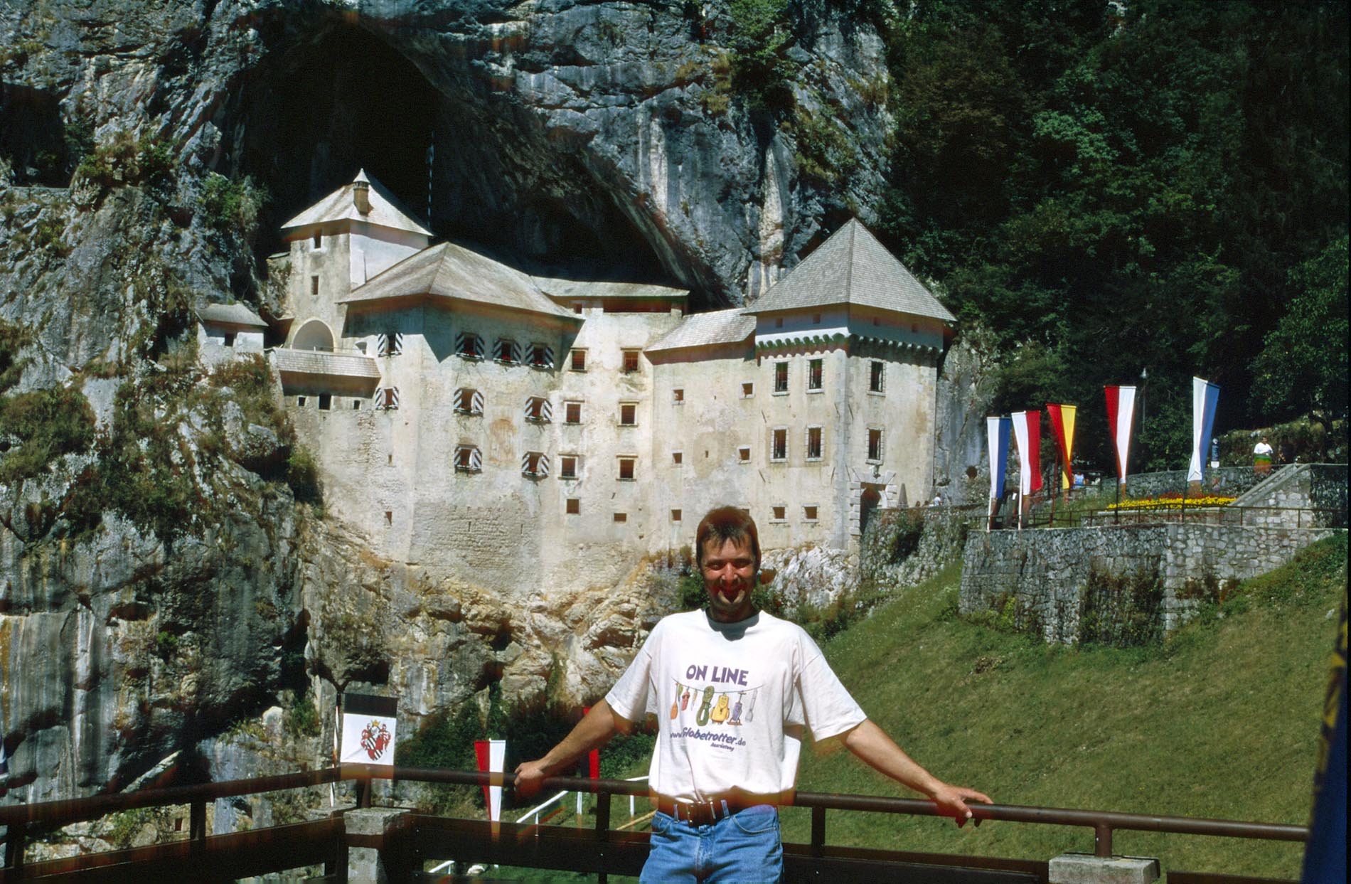 Die Burg von Predjama.